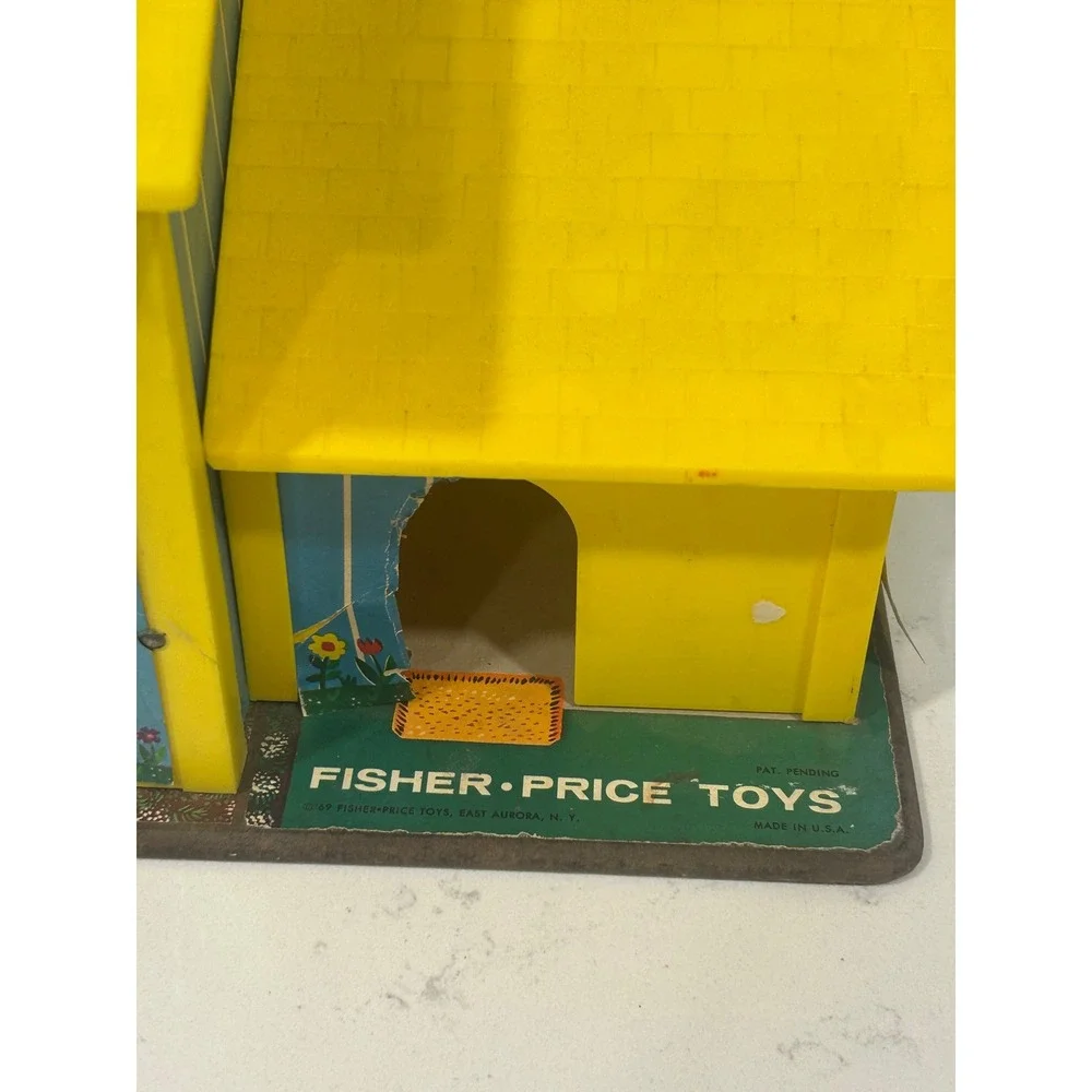 Vintage 1969 Fisher Price Play Family House 952 Blue Yellow Dollhouse Only‎